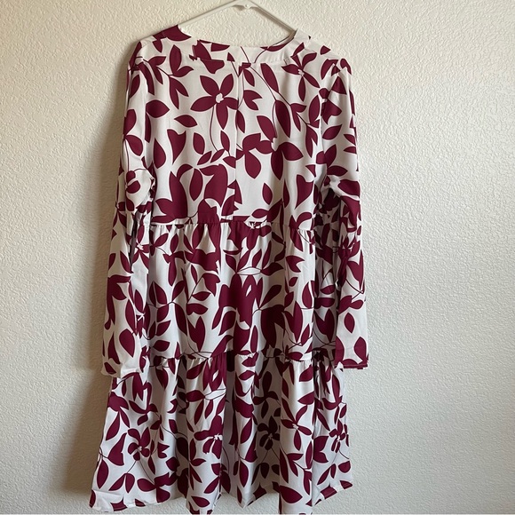 NWT Fall Long Sleeve Plant Print Dress in White and Burgundy Red Color. - Picture 5 of 13
